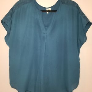 Hi-lo tunic shirt